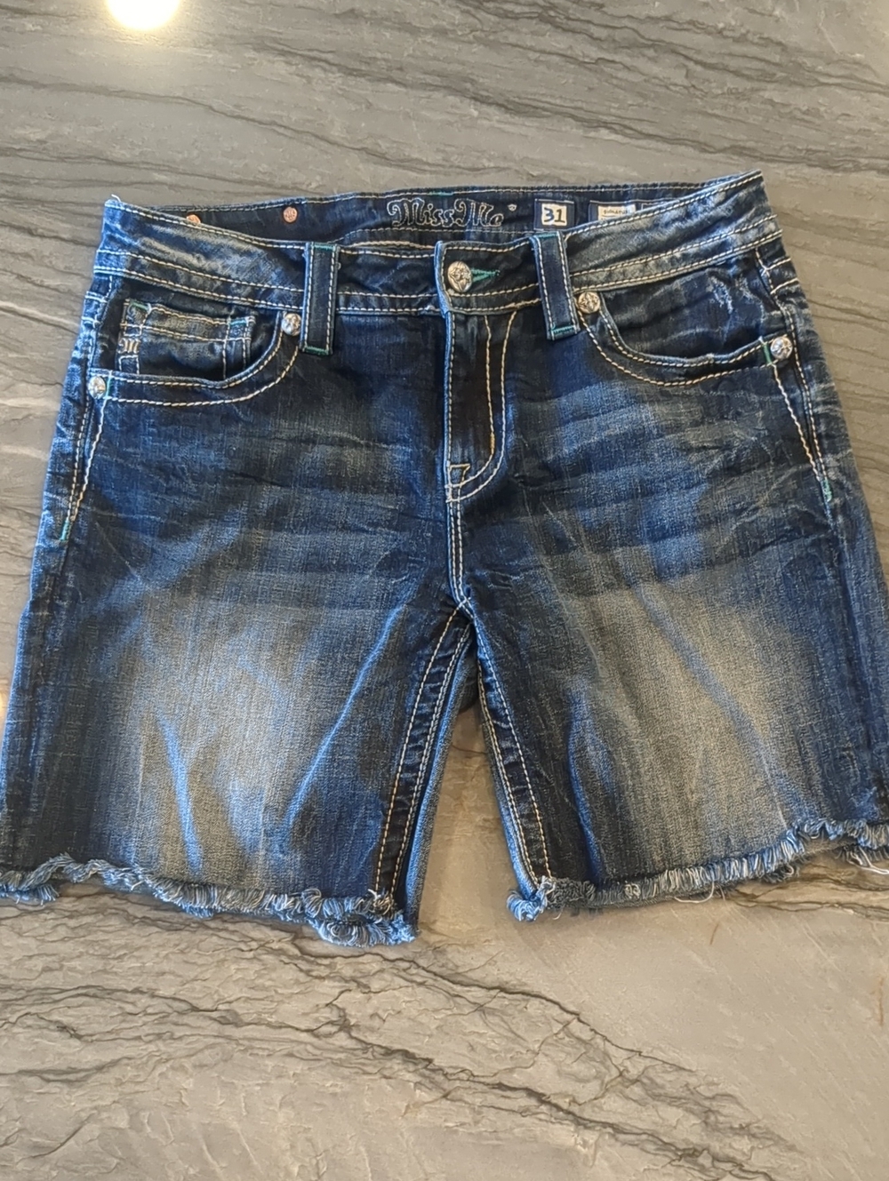 Miss Me Mid-Shorts